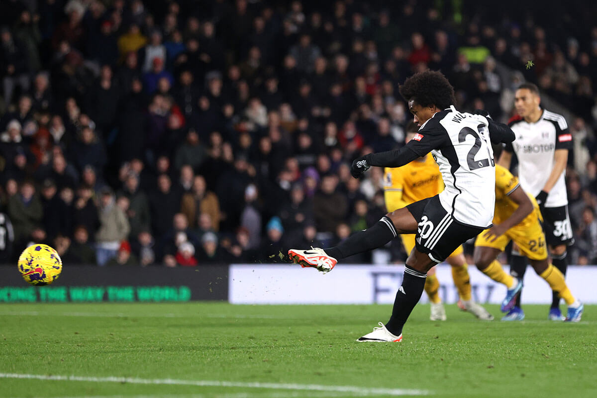 Wolverhampton Wanderers' Nelson Semedo foul on Fulham's Tom Cairney News  Photo - Getty Images