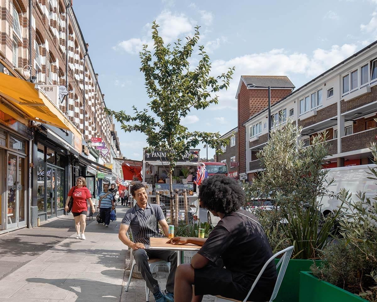 Street cafe tables on North End Road in Fulham