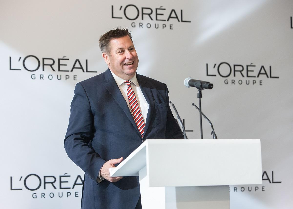 Cllr Stephen Cowan speaking at the opening of the new L'Oréal headquarters in White City.