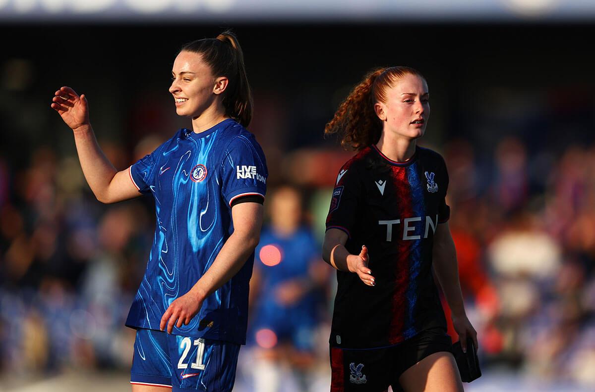  Niamh Charles of Chelsea and Annabel Blanchard of Crystal Palace