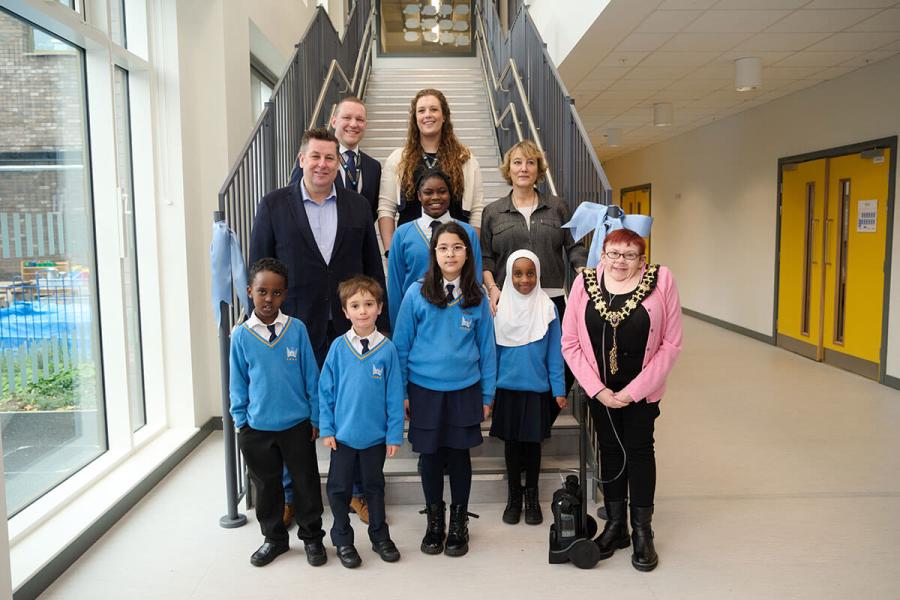 The leader, Cllr Stephen Cowan and Mayor of H&F, Cllr Patricia Quigley at the new Ark White City Primary Academy in November 2023.