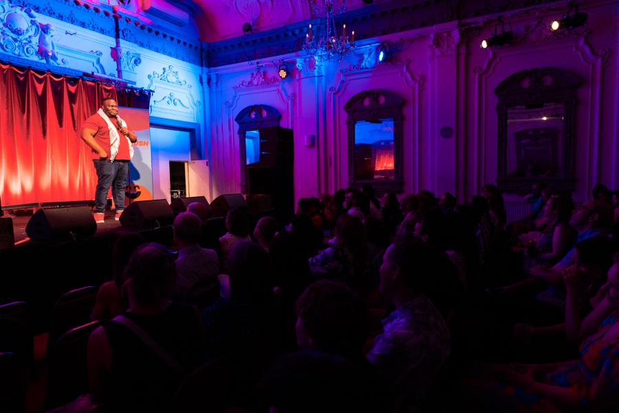 Nabil Abdulrashid performing at Bush Hall