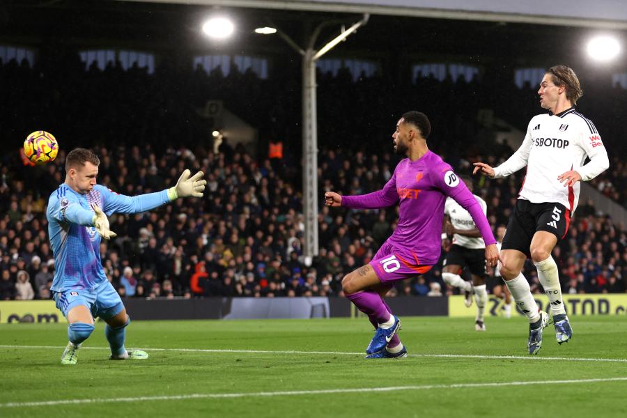 Matheus Cunha scores Wolves' first goal