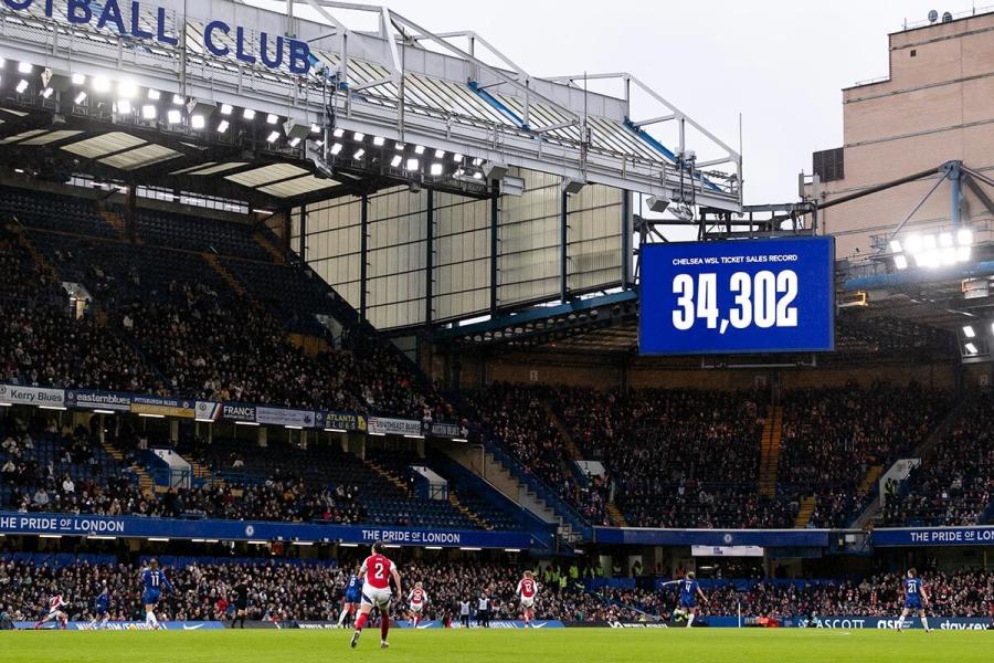 The LED board showing the record attendance of 34,302