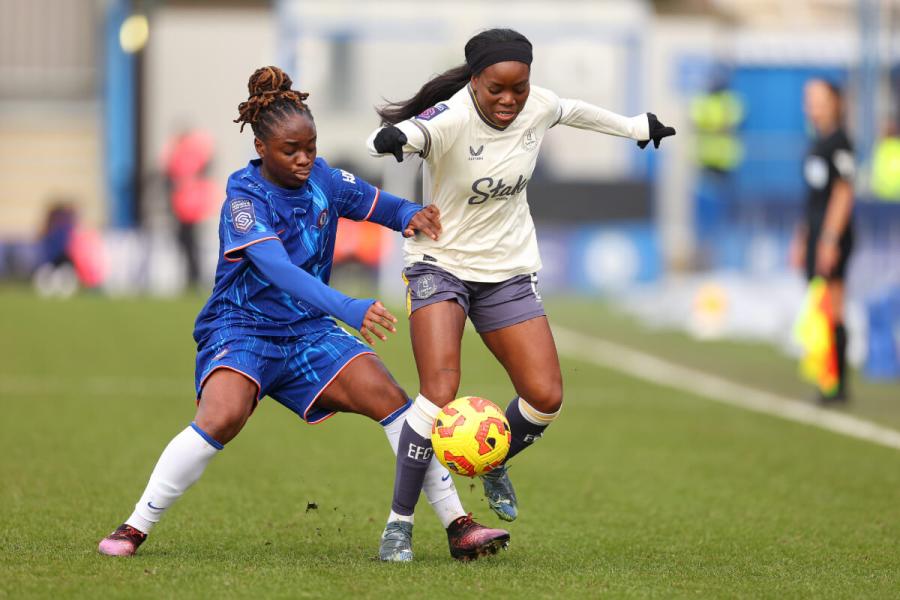 Sandy Baltimore tussles with Everton's Toni Payne