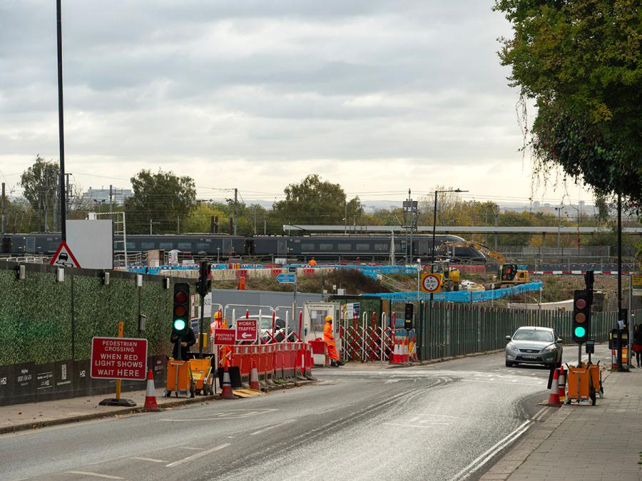 Old Oak Common Lane closure point