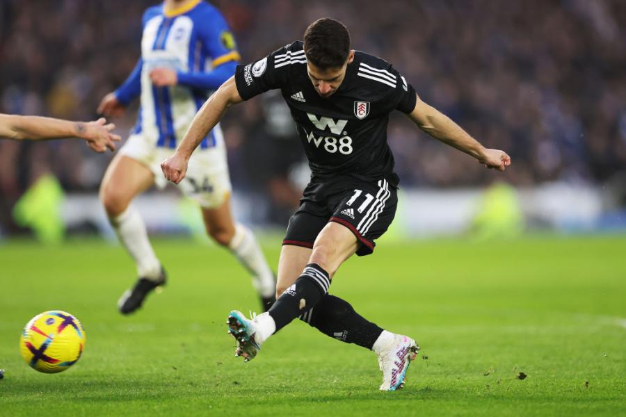 Manor Solomon scores the winning goal for Fulham in the 88th minute against Brighton & Hove Albion